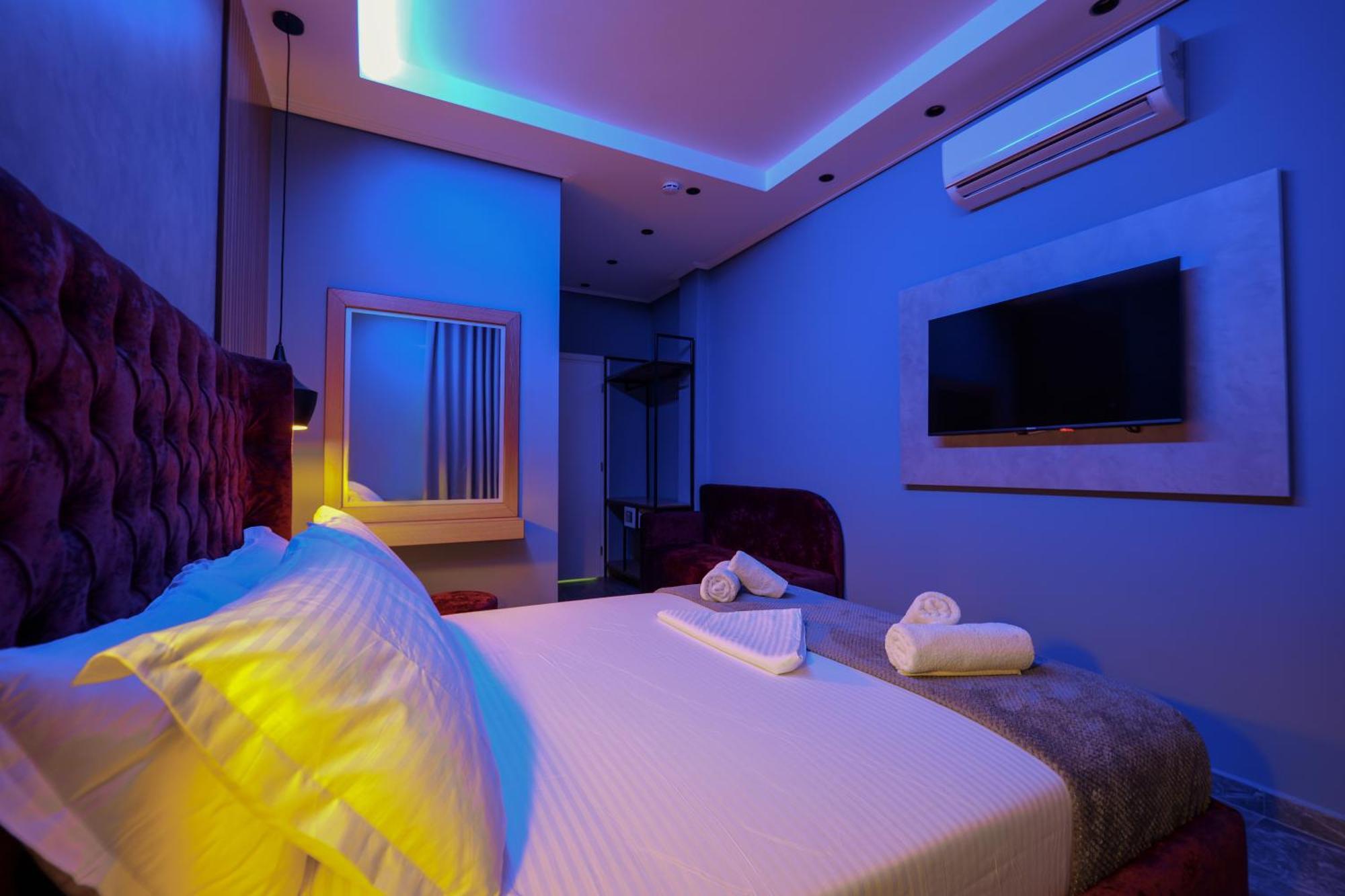 Piramida Hotell 4*