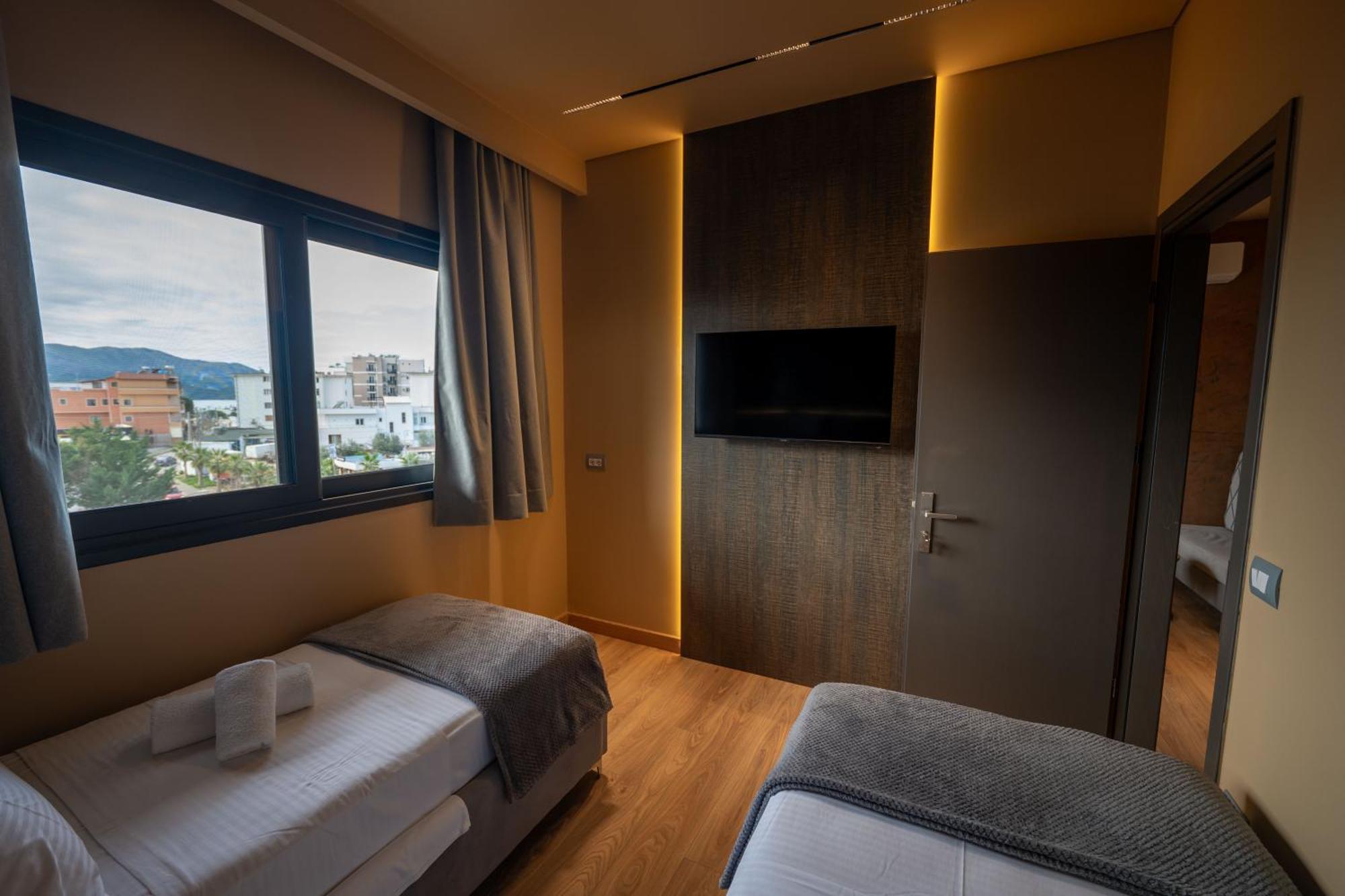 Hotell Piramida 4*